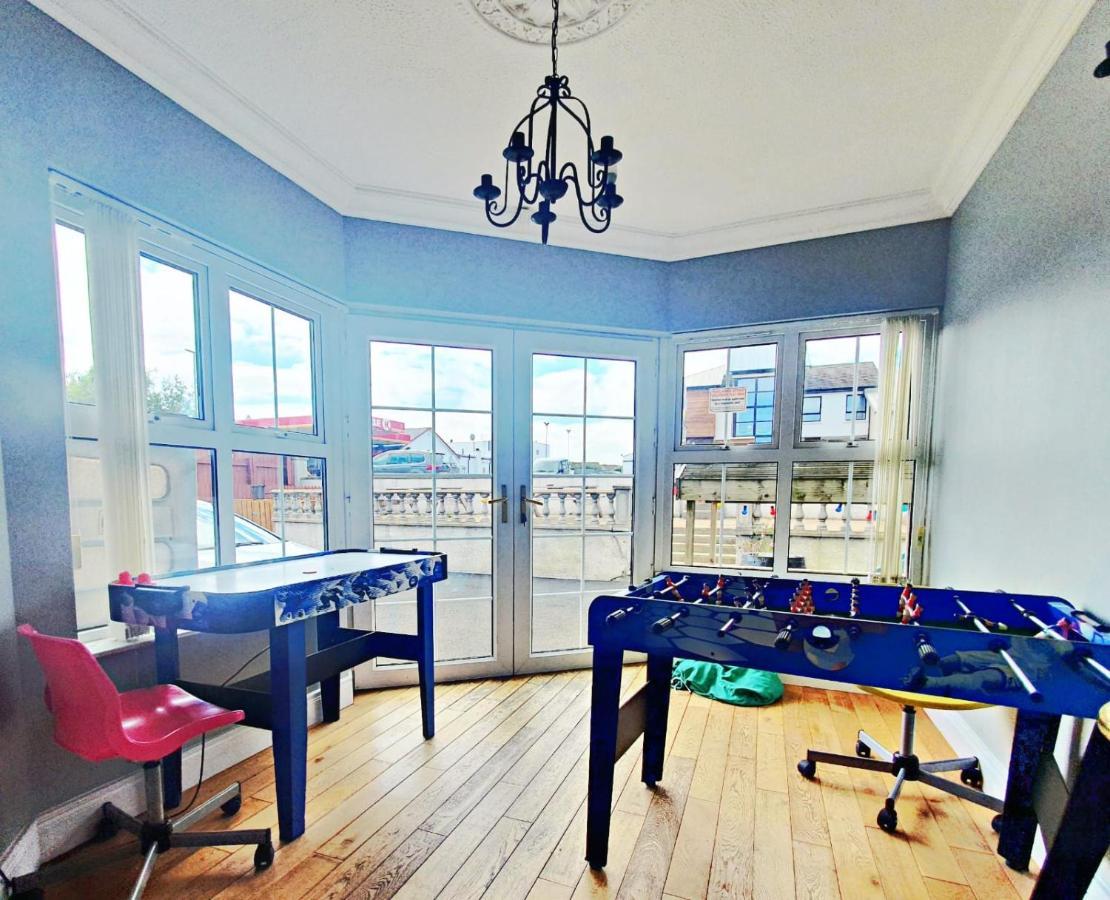 California Lodge Portstewart Buitenkant foto