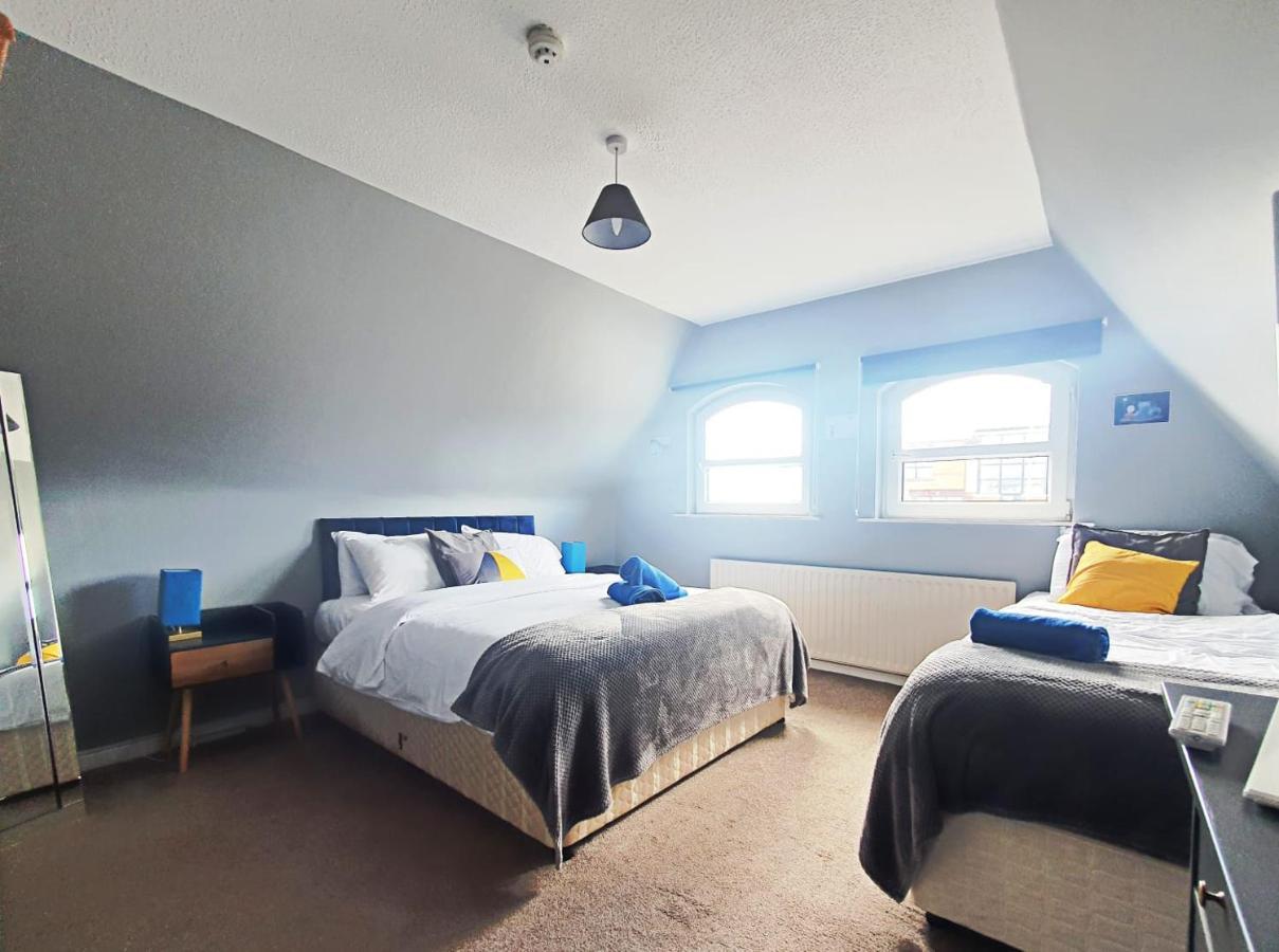 California Lodge Portstewart Buitenkant foto