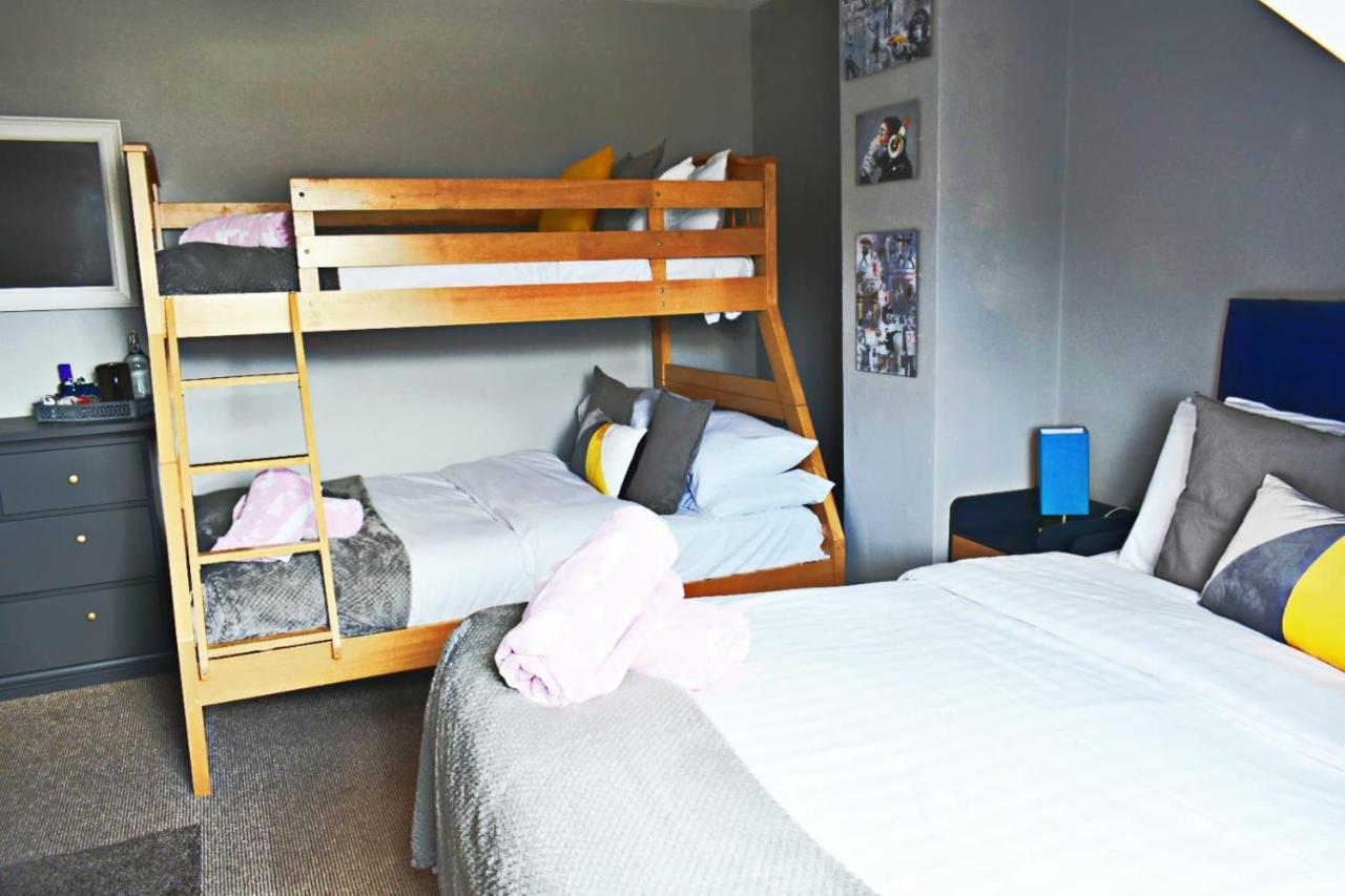 California Lodge Portstewart Buitenkant foto