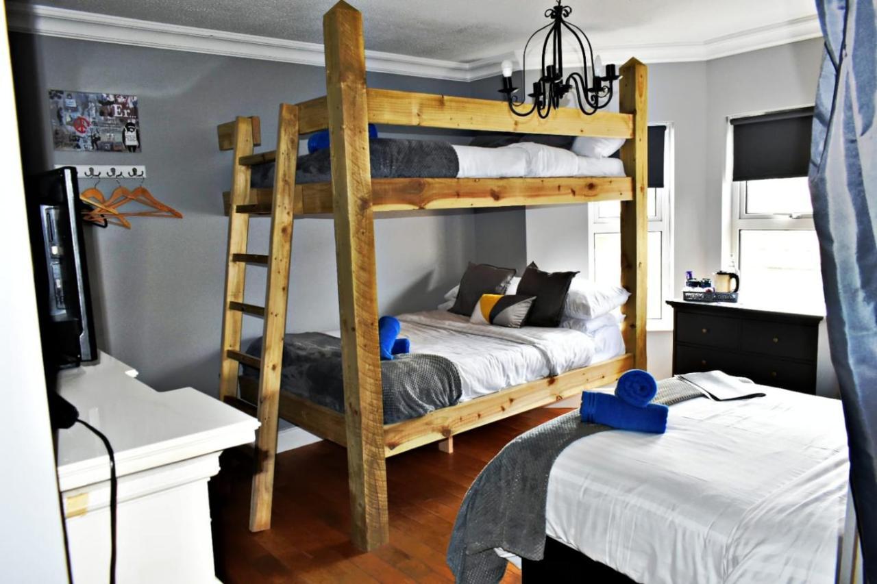 California Lodge Portstewart Buitenkant foto
