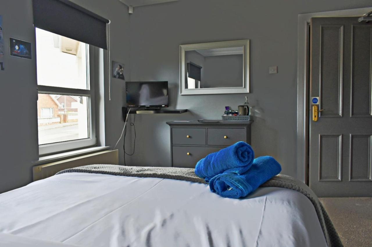 California Lodge Portstewart Buitenkant foto